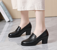 Nashi Women's Leather Loafer Pumps