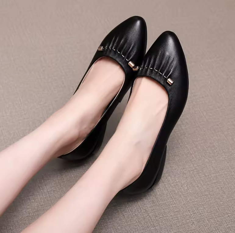 Nely Women's Pointed Toe Slip On Pumps