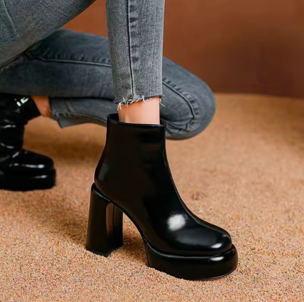 Norys Women's Platform Dress Boots