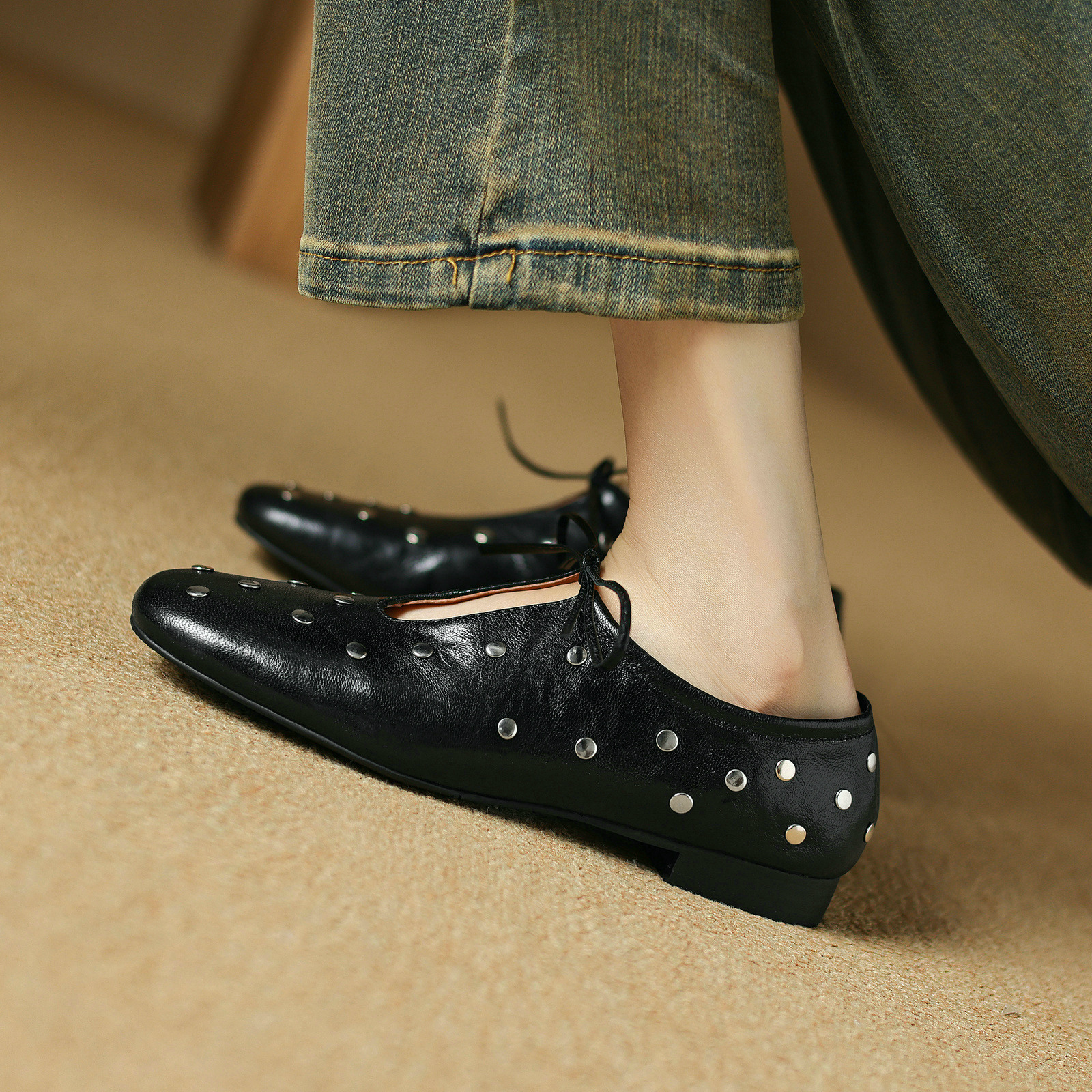Olga Women's Casual Rivets Heels Flats