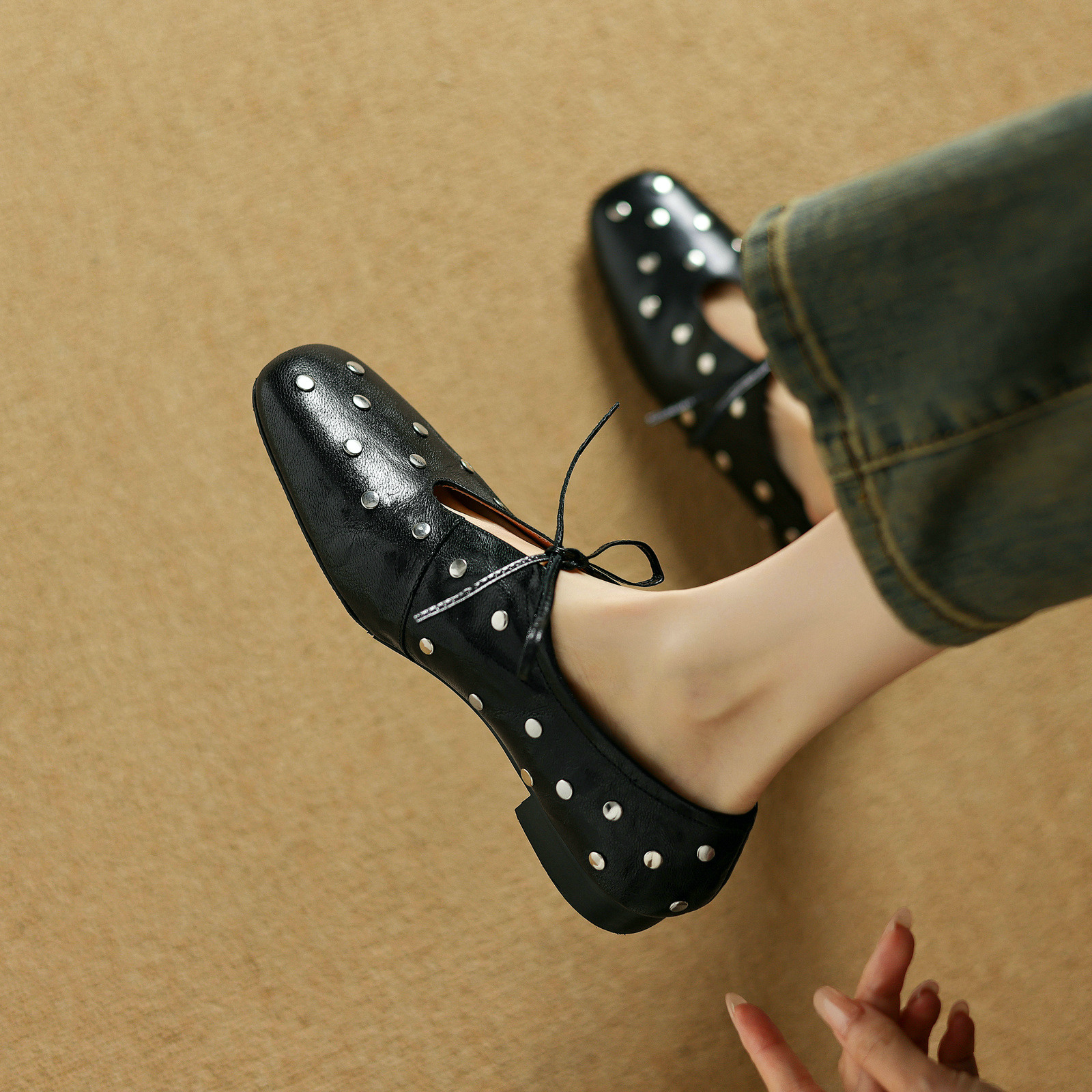 Olga Women's Casual Rivets Heels Flats