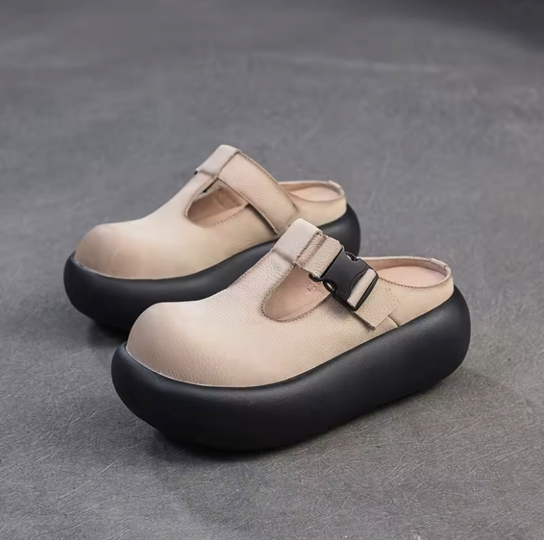 Oliva Women's Platform Wedges