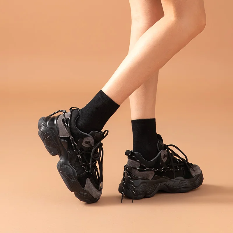Oluche Women's Lace Up Sneakers