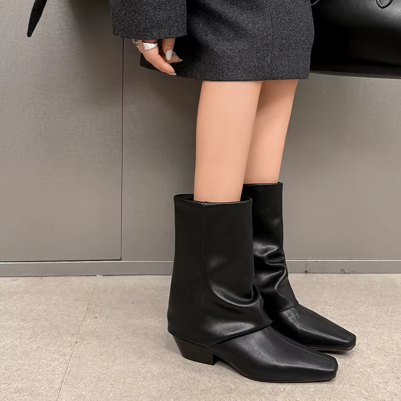 Oriana Women's Cowboy Square Toe Boots