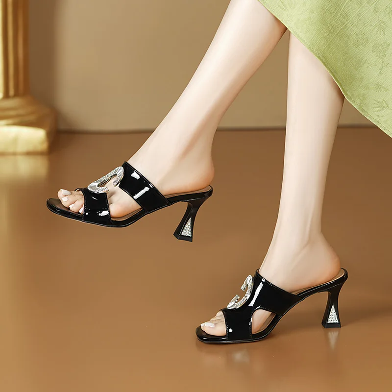 Oriana Women's Leather Square Toe Sandals