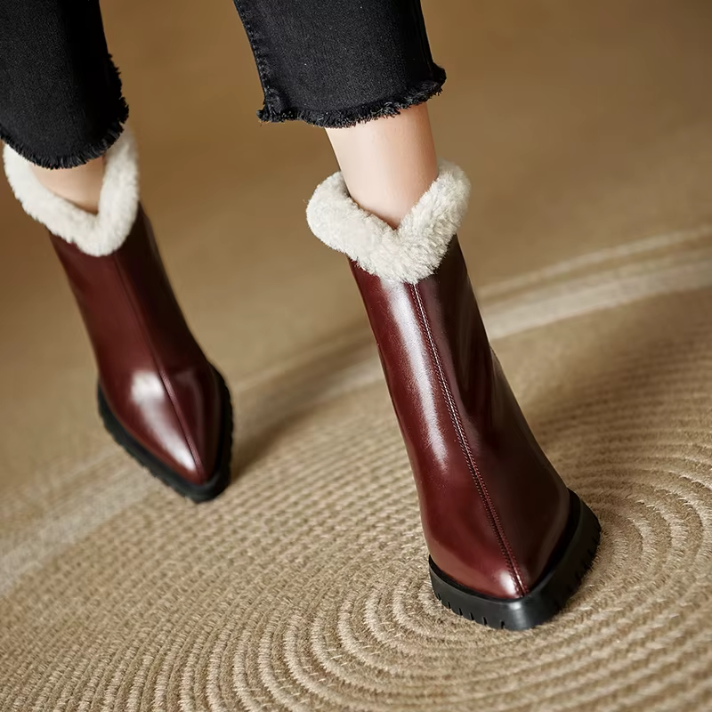 Oriana Women's Winter News Ankle Boots