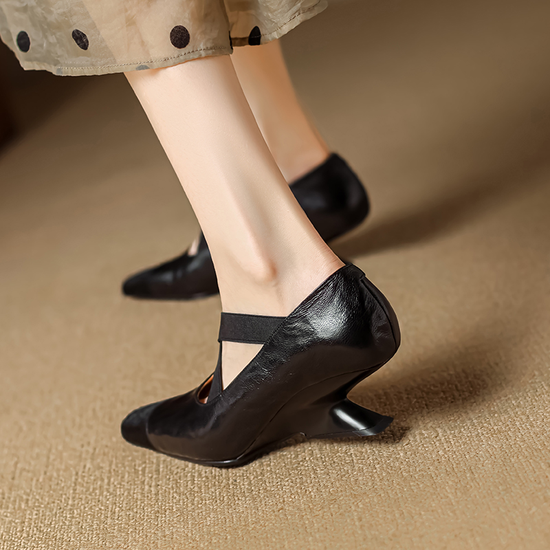 Ornela Women's Square Toe Shallow Pumps