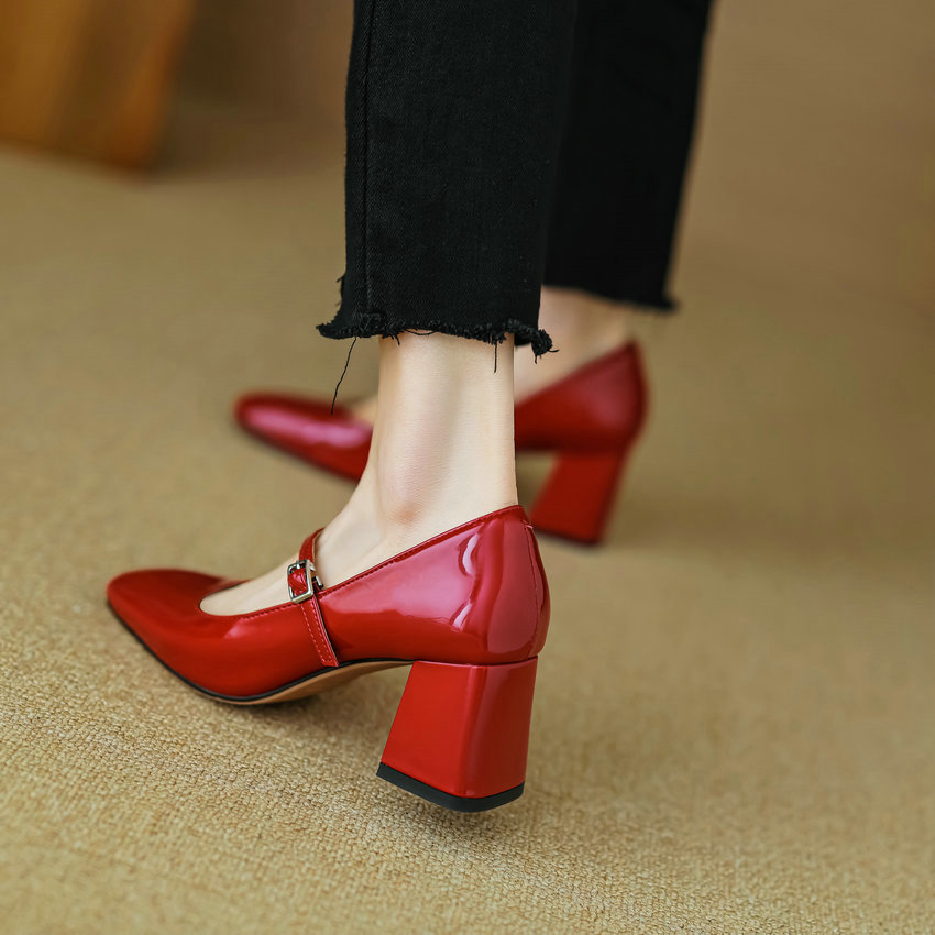 Paquita Women's Square Toe Pumps