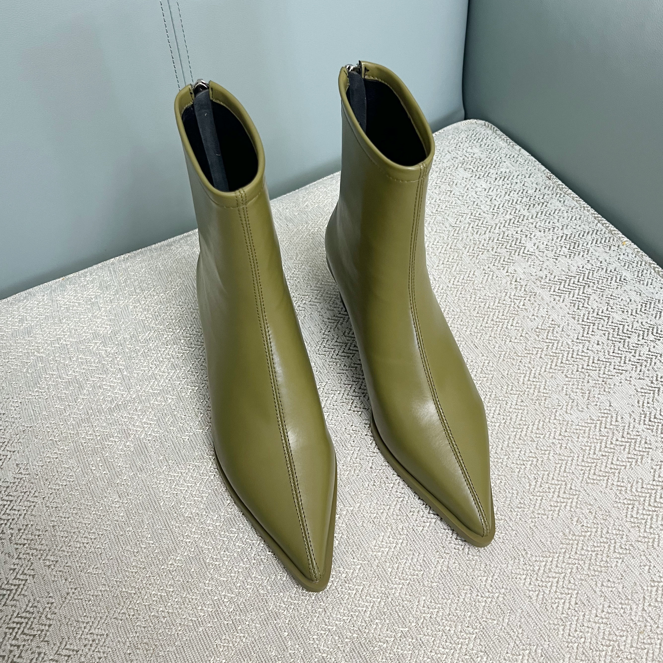 Ramira Women's Square Heel Boots