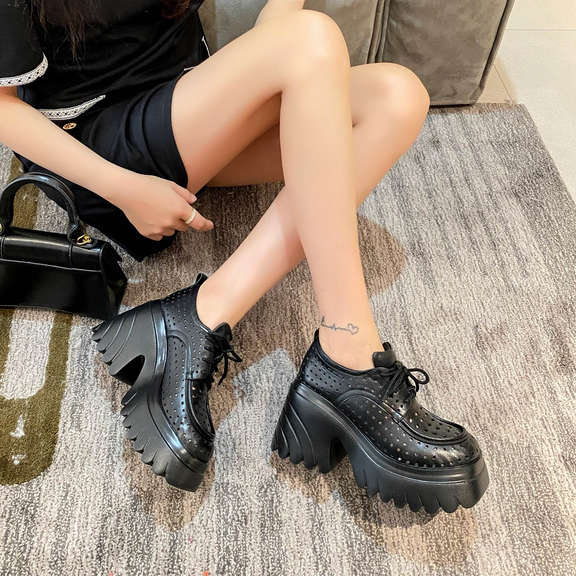 Ranya Women's Breathable Platform Shoes