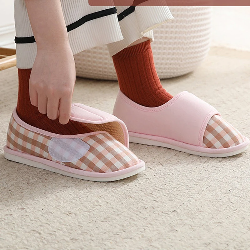 Raquel Women's Adjustable Closure Comfortable Slippers