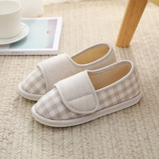 Raquel Women's Adjustable Closure Comfortable Slippers