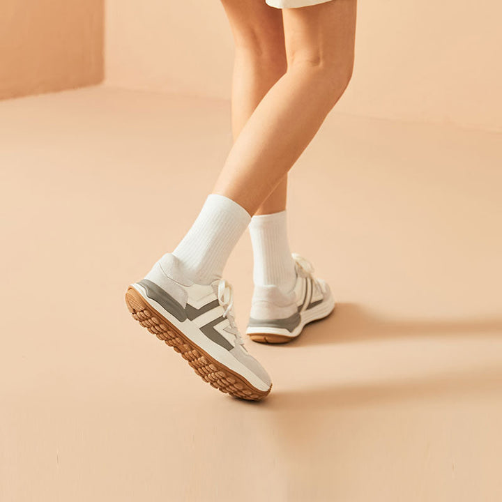 Reimer Women's Leather Sneaker