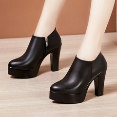 Renata Women's Pumps