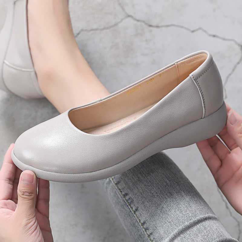 Rosalinda Women's Slip-On Flats
