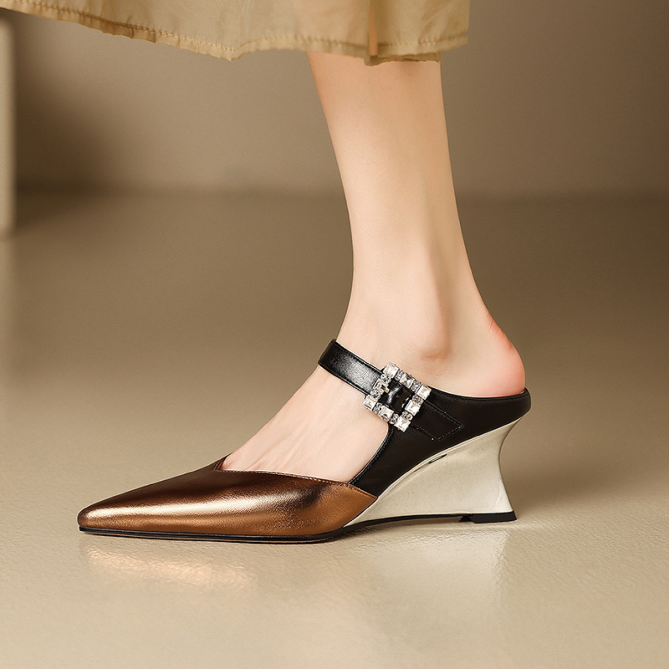 Ruth Women's Pointed-Toe Wedge Mules