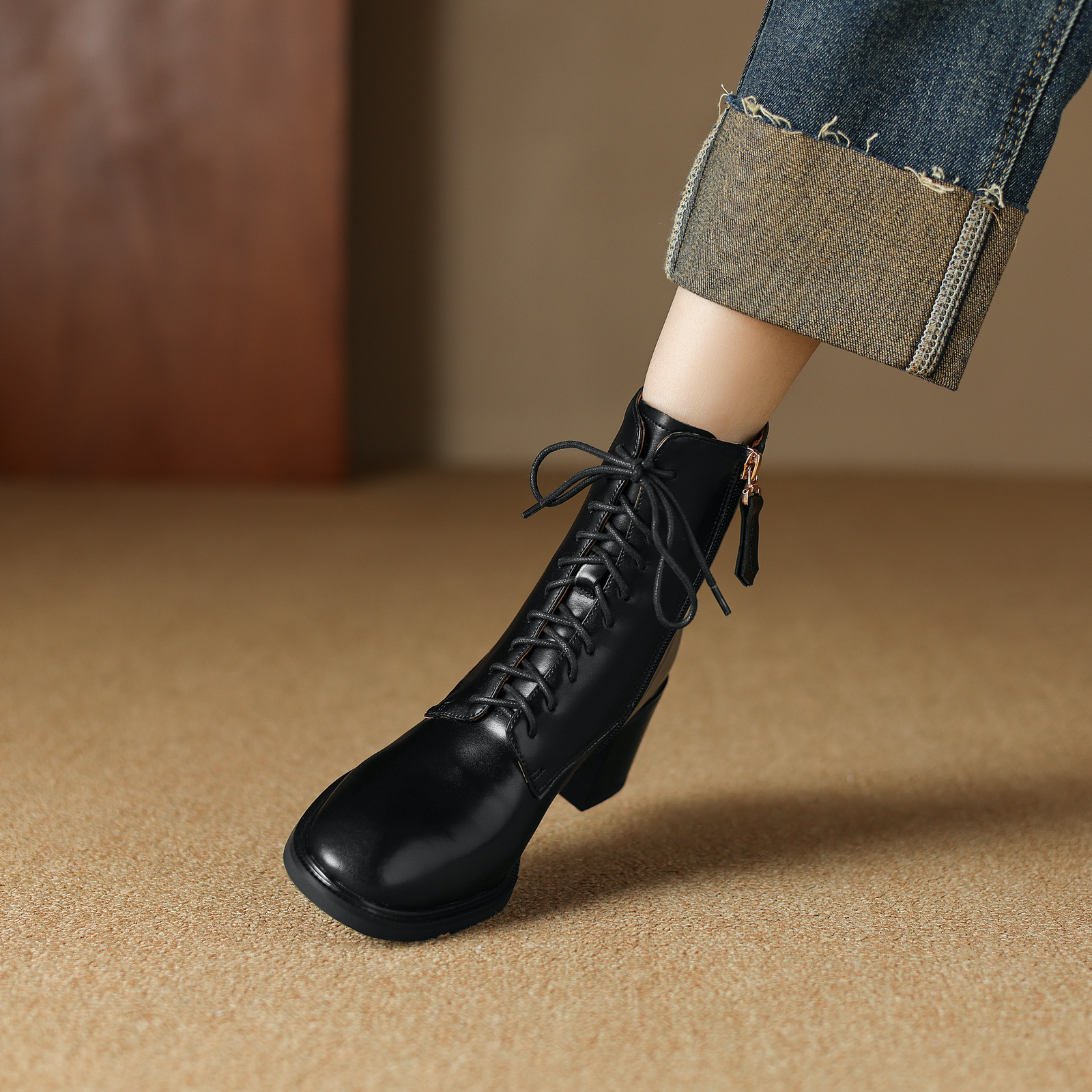 Sandy Women's Leather Lace Up Boots