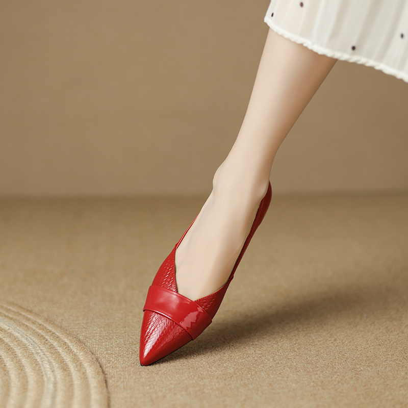 Senia Women's Leather Classics Pumps