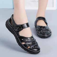 Shani Women's Closed Toe Sandals