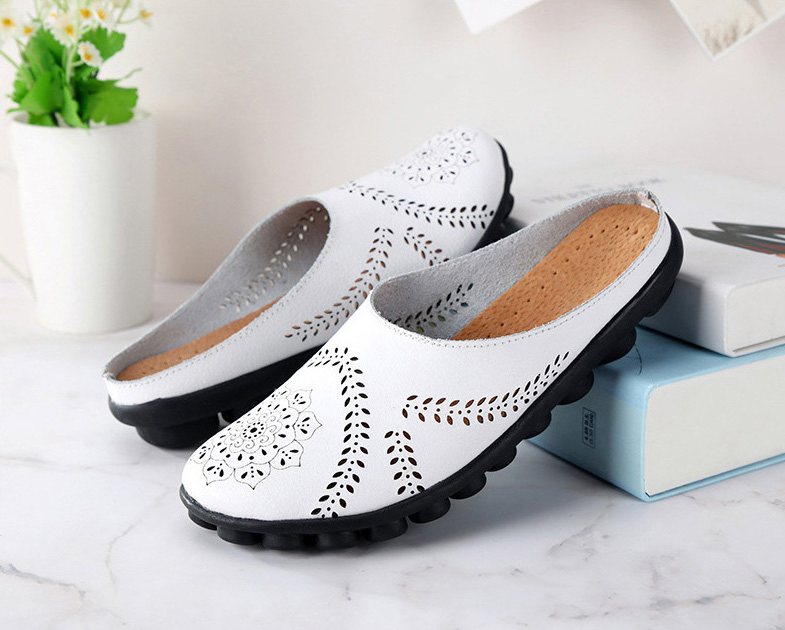 Shiana Women's Breathable Mule