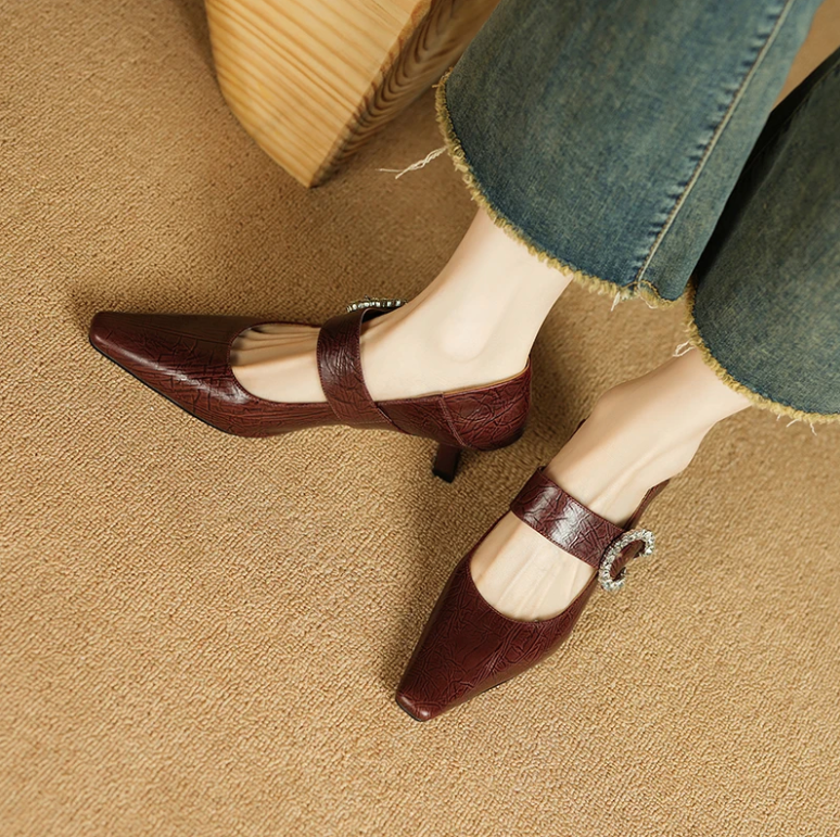 Sonia Women's Elegant Dress Pumps