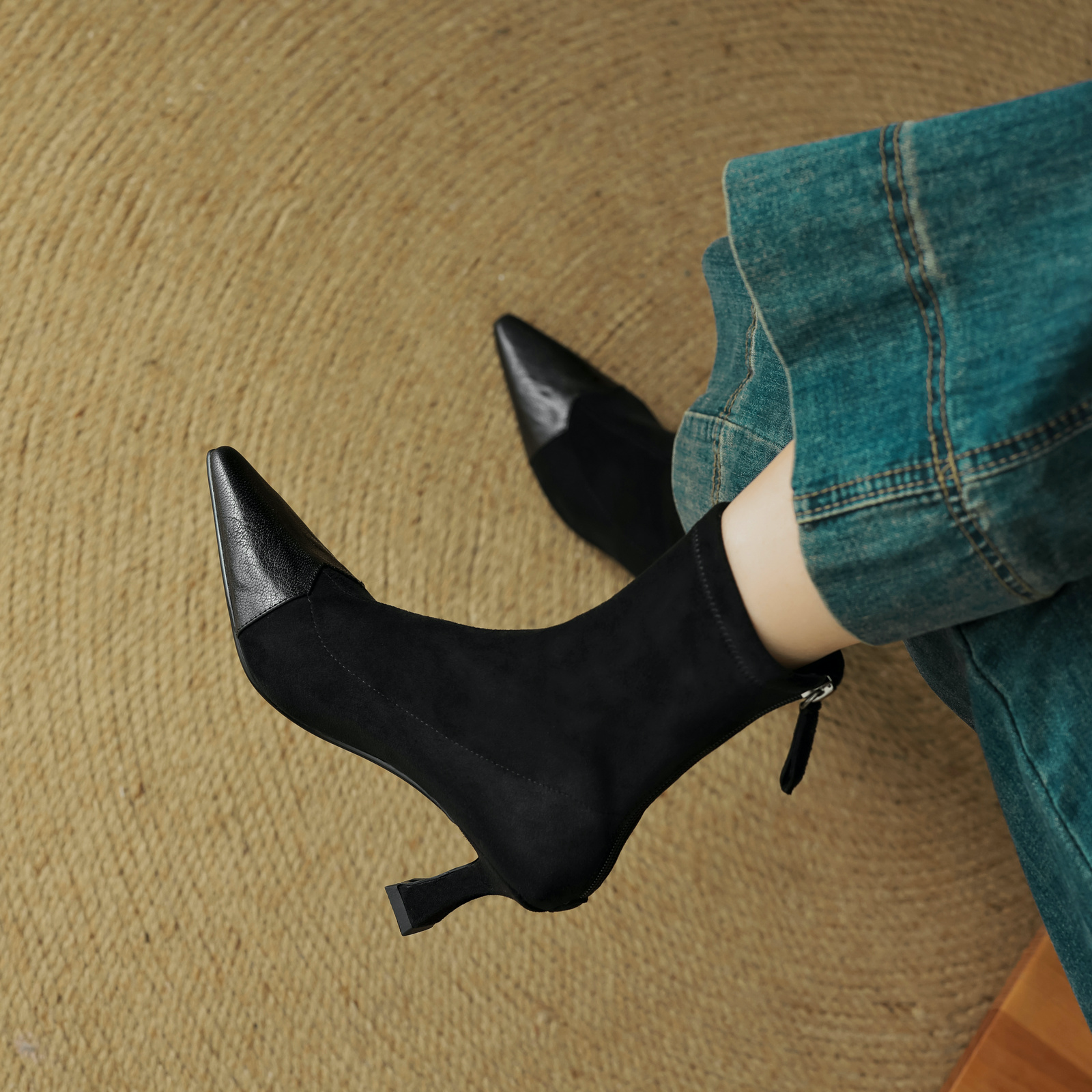 Suyin  Women's Pointed Toe Stretch Ankle Boots