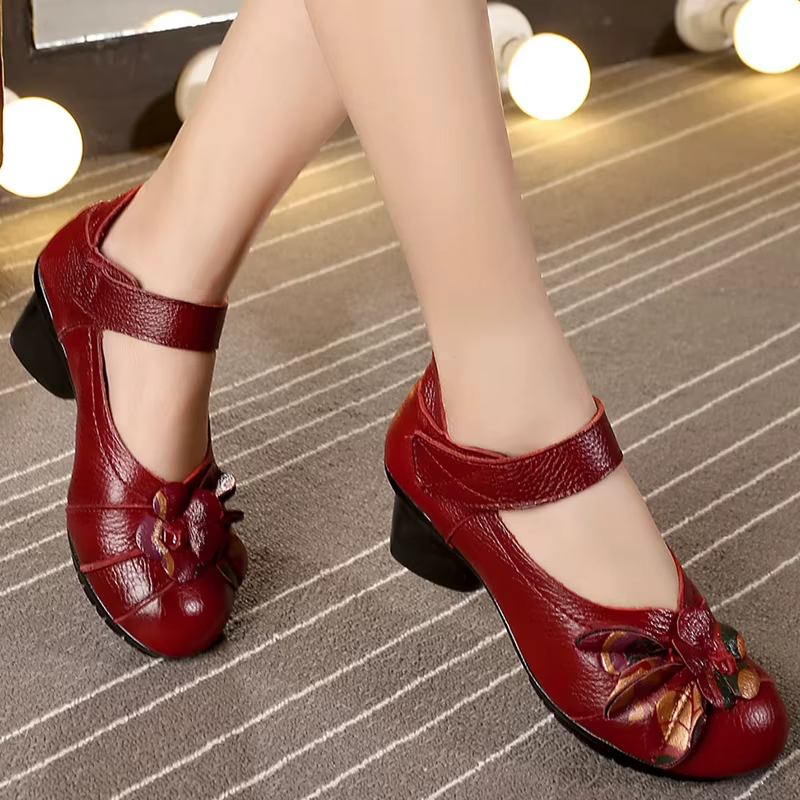 Thalia Women's Ethnic Style Round Toe Pumps