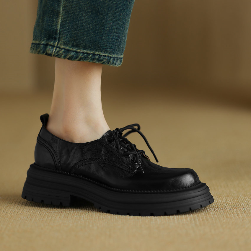 Virginia Women's Lace-Up Leather Loafer