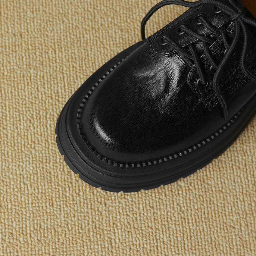 Virginia Women's Lace-Up Leather Loafer