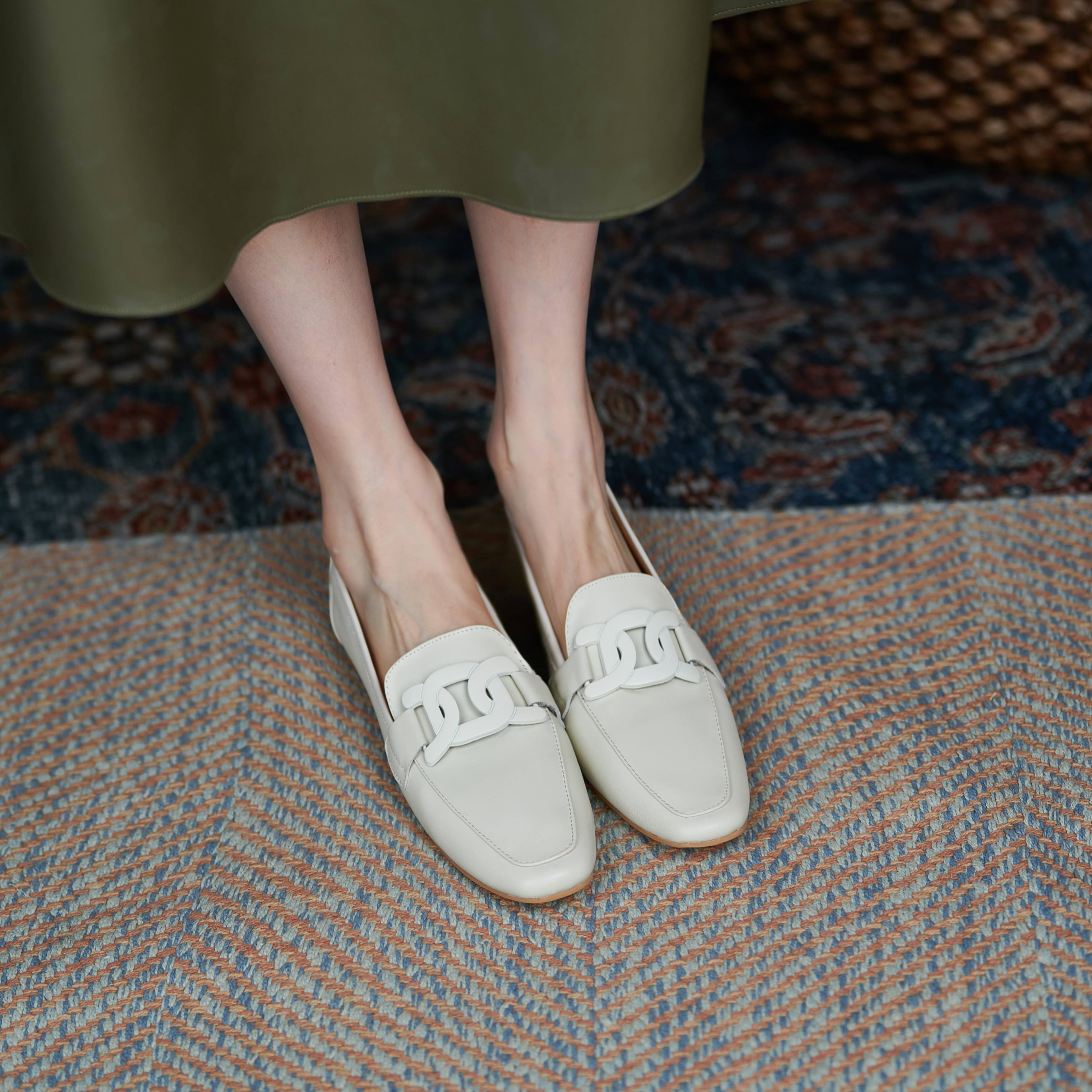 Loy Women's Low Heels Slip On Loafer Shoes
