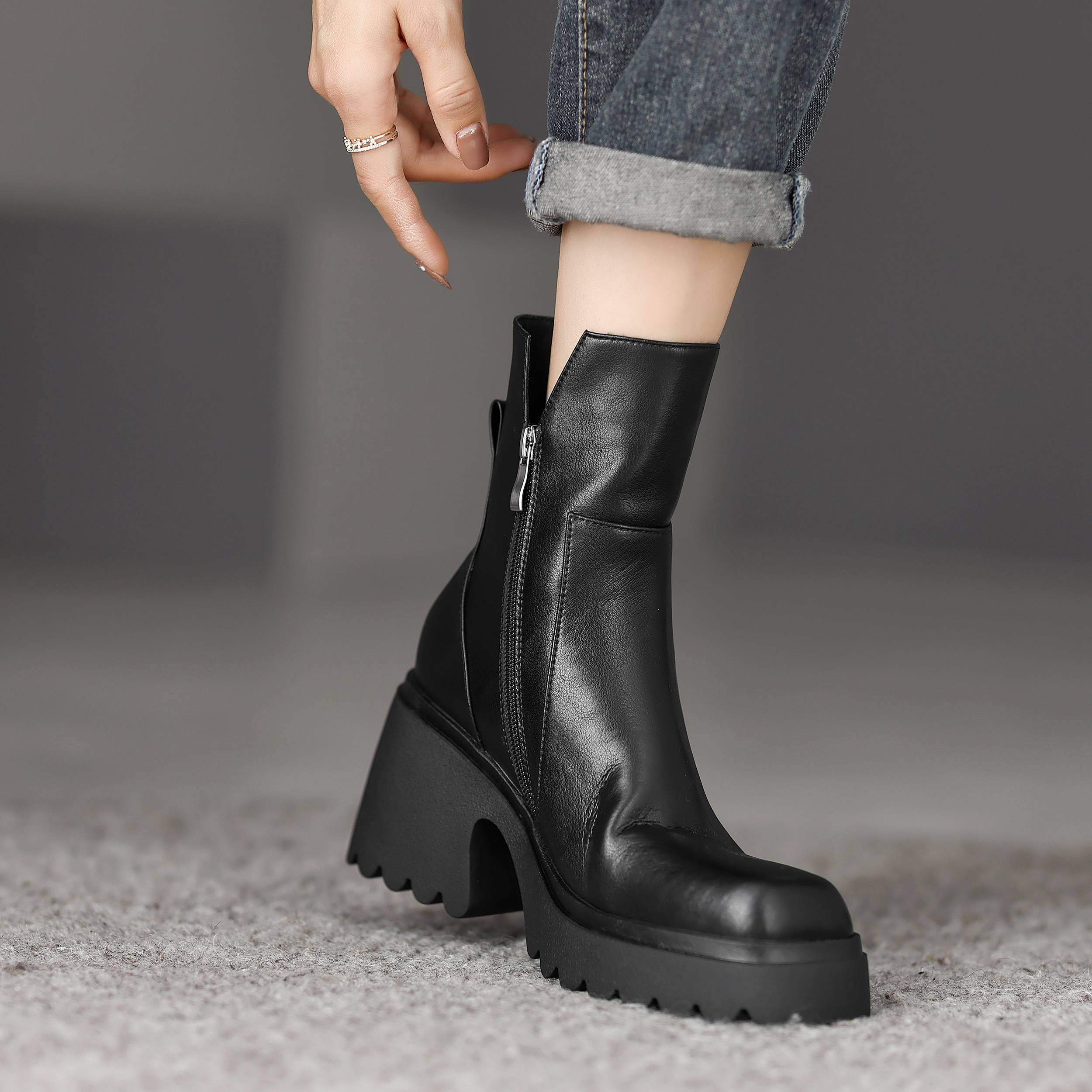 Camacho Women's Platform Office Ankle Boots