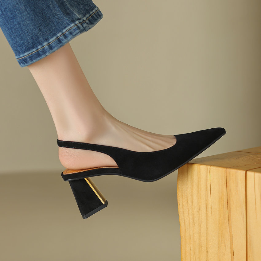 Lucia Women's Pointed Toe Pump